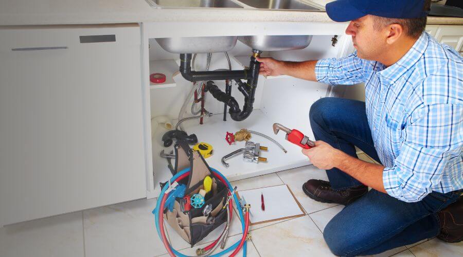 Professional water heater repair in Rossville, IL
